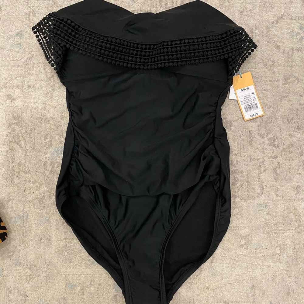 Strapless one piece swimsuit